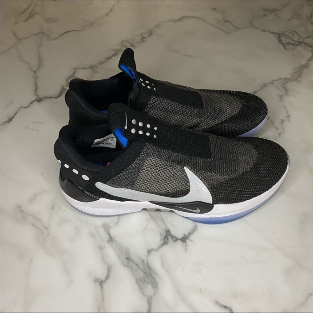 Self Lacing Nike